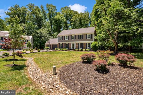 8508 Scarboro Ct, POTOMAC, MD, 20854-4015 | Card Image