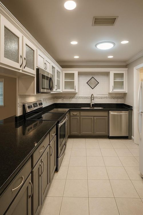 b-426 Banana Cay Dr, South Daytona, FL, 32119-2942 | Card Image