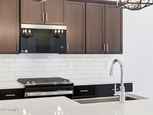8425 W Saratoga Way, Florence, AZ, 85132-6267 | Card Image