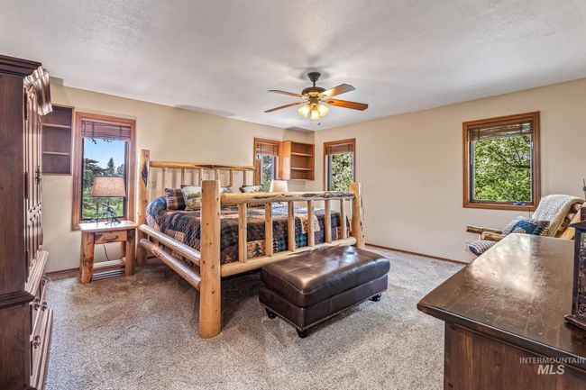 14060 Deerfield Rd, House other with 4 bedrooms, 4 bathrooms and 12 parking in Mccall ID | Image 12