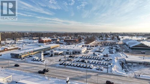 68 Great Northern Rd, Sault Ste Marie, ON, P6B4Y5 | Card Image