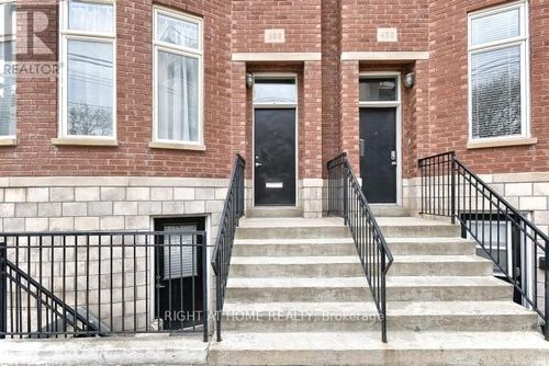 488 King St E, Toronto, ON, M5A1L8 | Card Image