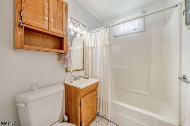 75 Emerson St, House other with 5 bedrooms, 1 bathrooms and null parking in Clifton NJ | Image 13