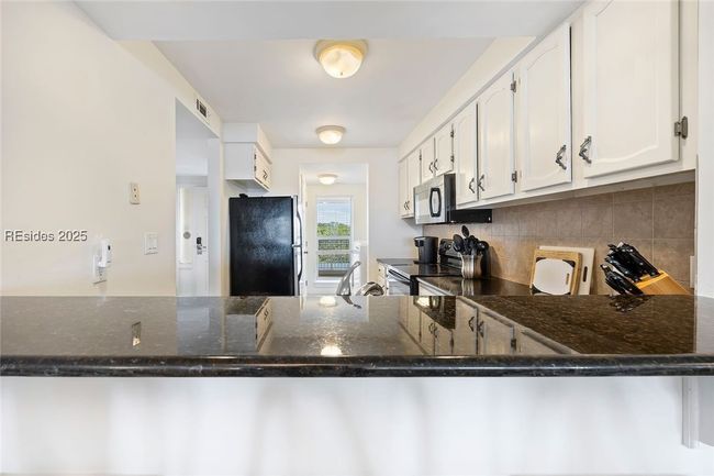 APT-426 - 21 Ocean Ln, Condo with 2 bedrooms, 2 bathrooms and null parking in Hilton Head Island SC | Image 6