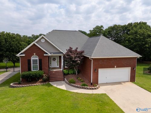 102 Thoroughbred Trl, Madison, AL, 35758-6238 | Card Image