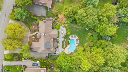 54 Hamilton Dr E, North Caldwell, NJ, 07006-4629 | Card Image