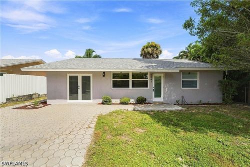5341 Martin St, Naples, FL, 34113-7864 | Card Image