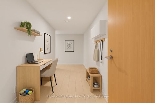 807-5 Soudan Ave, Toronto, ON, M4S0B1 | Card Image