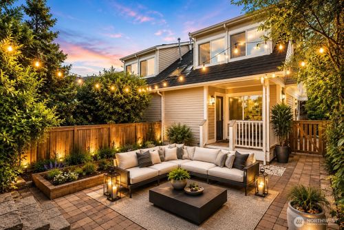 3308 S Holly Pl, Seattle, WA, 98118-6455 | Card Image