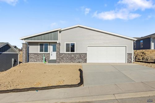 2218 Noah St, Rapid City, SD, 57703 | Card Image