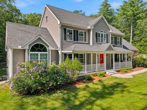 3 Wadsworth Dr, Brookline, NH, 03033-2479 | Card Image