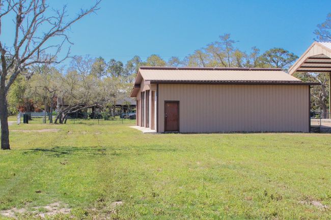 340 Sw 470 Th Ave, House other with 3 bedrooms, 2 bathrooms and null parking in Steinhatchee FL | Image 49