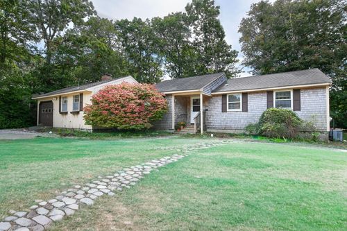 84 Portside Cir, East Falmouth, MA, 02536-6811 | Card Image