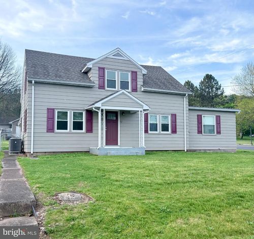 126 Locust St, ELIZABETHVILLE, PA, 17023-8726 | Card Image