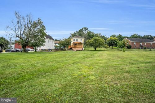1041 Irishtown Rd, NEW OXFORD, PA, 17350-9542 | Card Image