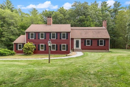 35 Willowdale Rd, Topsfield, MA, 01983-1208 | Card Image