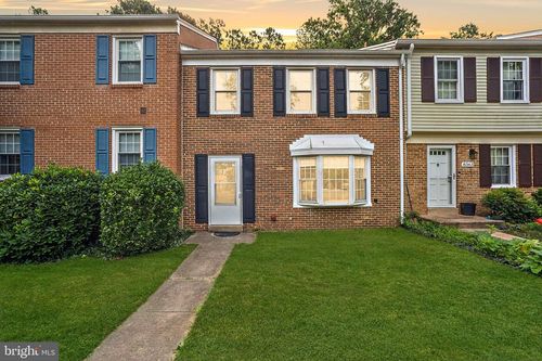 8361 Luce Ct, SPRINGFIELD, VA, 22153-3319 | Card Image