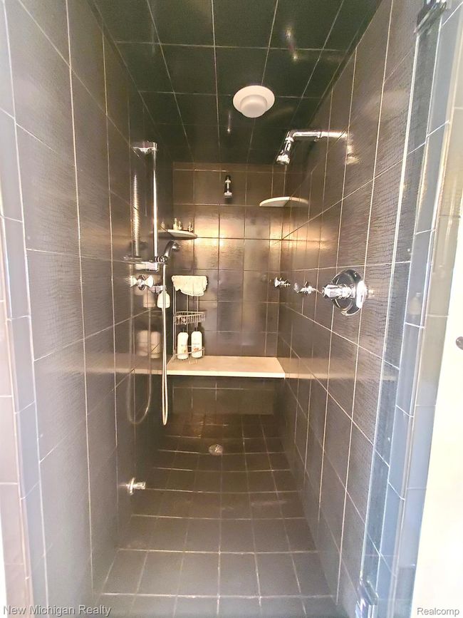 Euro glass steam shower in master bedroom | Image 12