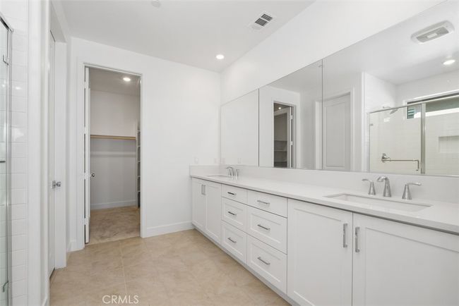 125 Seep, Condo with 4 bedrooms, 4 bathrooms and 2 parking in Irvine CA | Image 28