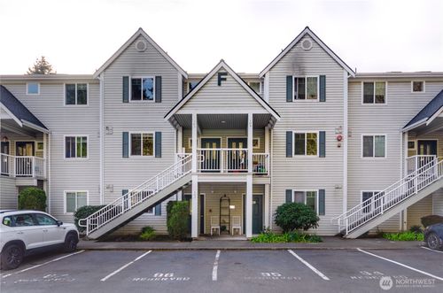 f203-31900 104th Ave Se, Auburn, WA, 98092-2917 | Card Image