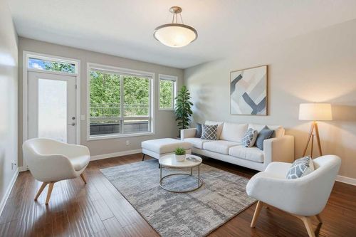 232-4303 1 Street Ne, Calgary, AB, T2E7M3 | Card Image