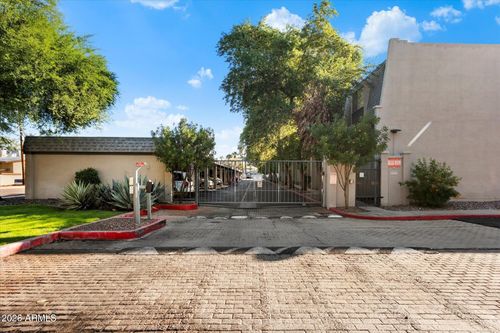 e-1004 E Osborn Rd, Phoenix, AZ, 85014-5223 | Card Image