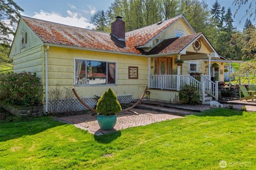 511 Loftus Rd, Port Townsend, WA, 98368-9644 | Card Image