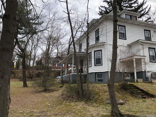17 Crescent Dr, Huntington, NY, 11743-3406 | Card Image