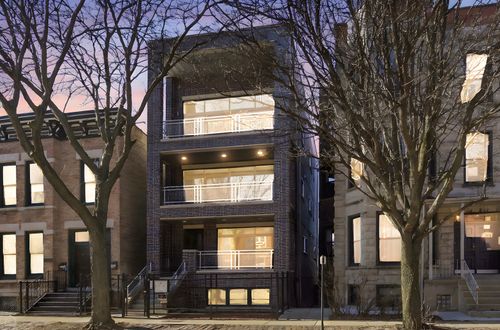 3-1042 Oakley Blvd, Chicago, IL, 60612-4216 | Card Image