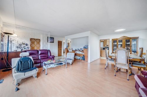 3786 Georgia St, Burnaby, BC, V5C2S5 | Card Image