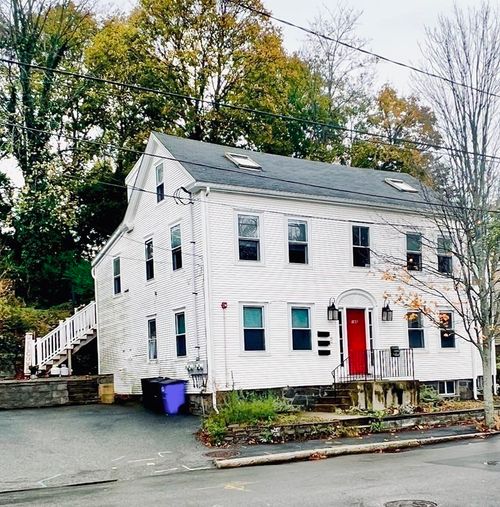 apt-1-166 Pleasant St, Marblehead, MA, 01945-2491 | Card Image