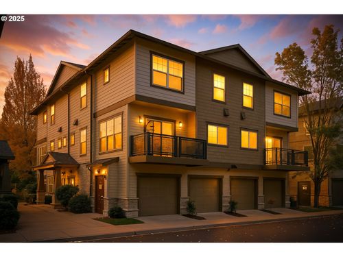 674 Ne Newstead Ln, Hillsboro, OR, 97006-9221 | Card Image