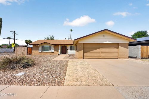 8602 E Pecos Ln, Scottsdale, AZ, 85250-6738 | Card Image