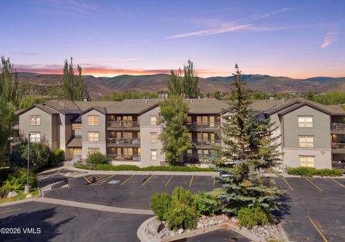 a301-55 River Pines Ct, Edwards, CO, 81632-5418 | Card Image