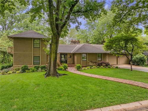 12500 Overbrook Rd, Leawood, KS, 66209-1414 | Card Image