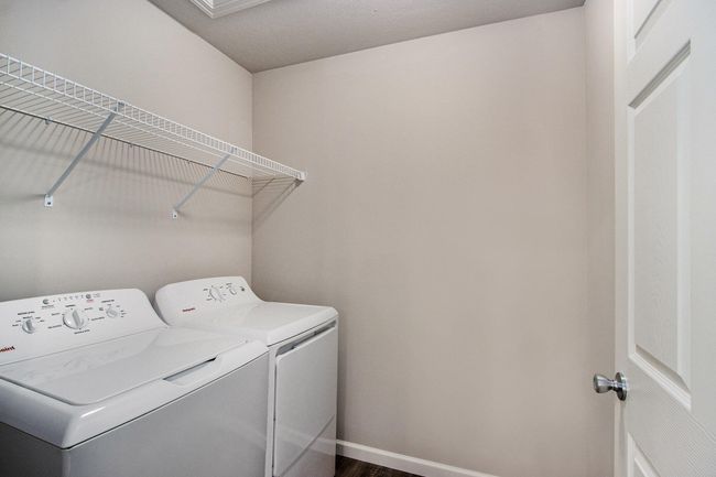 Dedicated laundry room – washer & dryer included! | Image 17