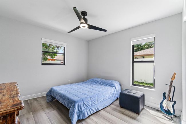 981 Wynndale Way, House other with 3 bedrooms, 2 bathrooms and null parking in Lantana FL | Image 18