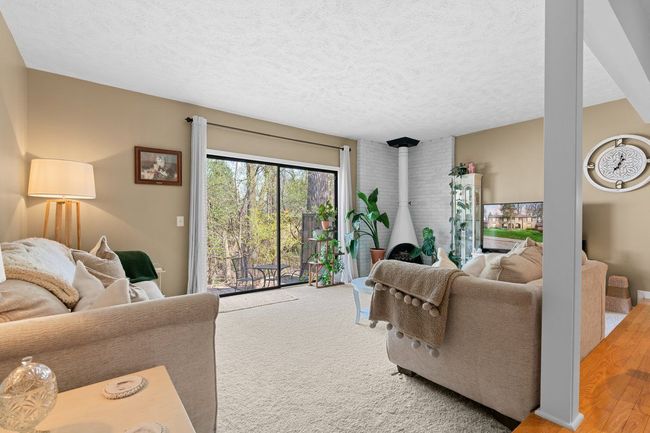 1833 Burrwood Cir, Condo with 2 bedrooms, 3 bathrooms and null parking in East Lansing MI | Image 8