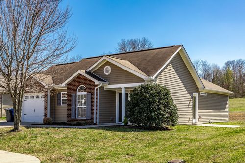 120 Granda Flora Dr, White House, TN, 37188-8217 | Card Image