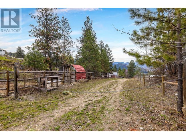 5601 Twin Creek Pl, Home with 0 bedrooms, 0 bathrooms and null parking in Kelowna BC | Image 21