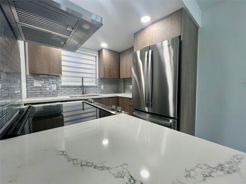 apt-101-1777 Se 15th St, Fort Lauderdale, FL, 33316-3019 | Card Image