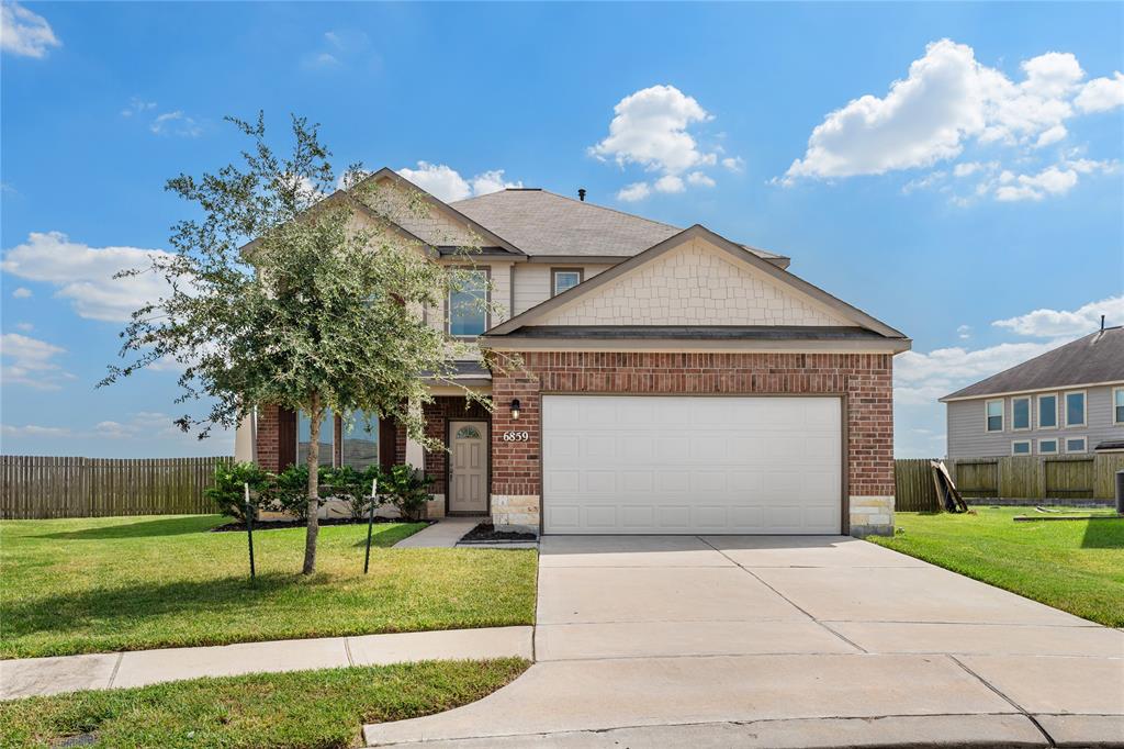 Altadena Dr, Rosharon, TX 77583