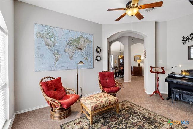 Beautiful arched entry | Image 15