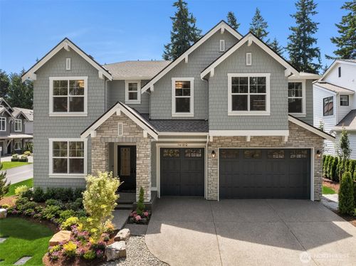 14189 Ne 6th Pl, Bellevue, WA, 98007-6910 | Card Image