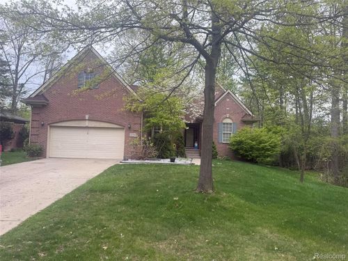 42392 White Hart Blvd, Canton, MI, 48188-2665 | Card Image
