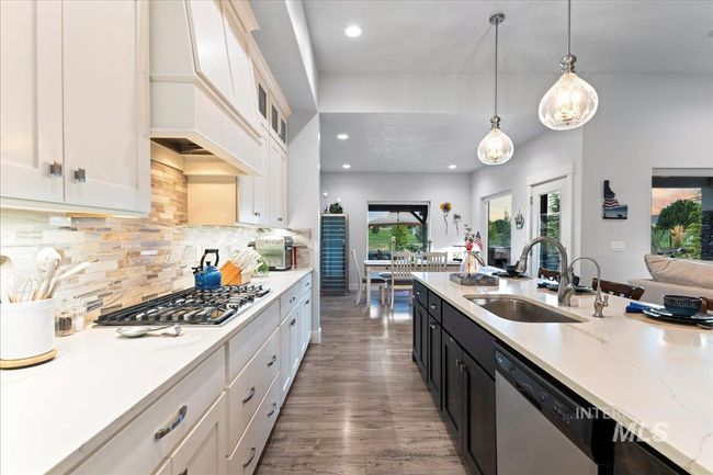 22962 Signature Pointe Ln, House other with 4 bedrooms, 3 bathrooms and 4 parking in Wilder ID | Image 21
