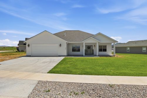 561 Eagle Dr, Preston, ID, 83263-5391 | Card Image