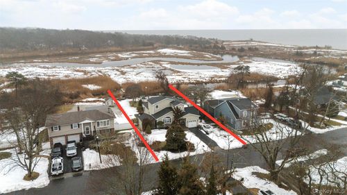 243 S Dunton Ave, East Patchogue, NY, 11772-6113 | Card Image