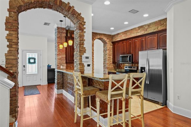 Updated kitchen with stainless steel appliances (2023) | Image 8