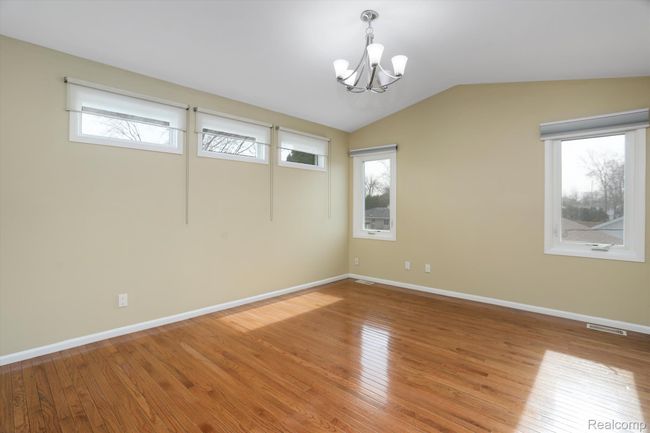 1411 Rivona Dr, House other with 3 bedrooms, 3 bathrooms and null parking in Waterford MI | Image 9